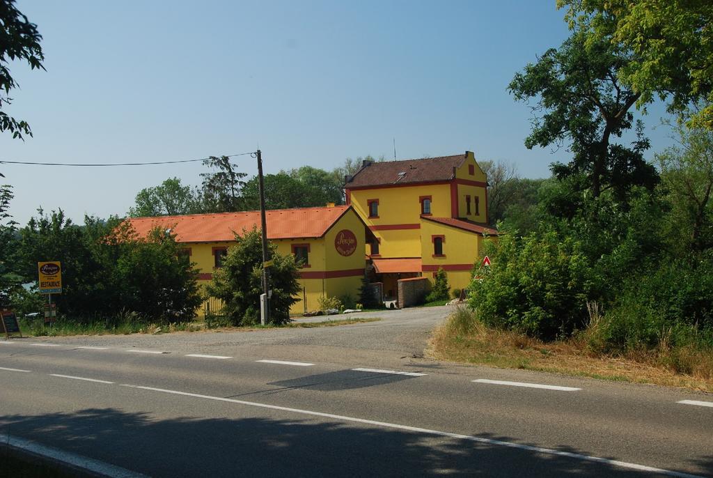 Penzion Mlyn Sedlec Sedlec  Εξωτερικό φωτογραφία
